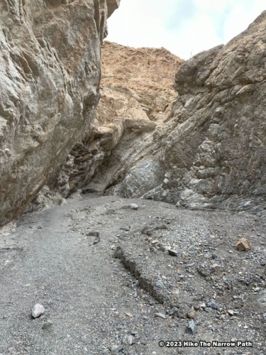 Mosaic Canyon Trail